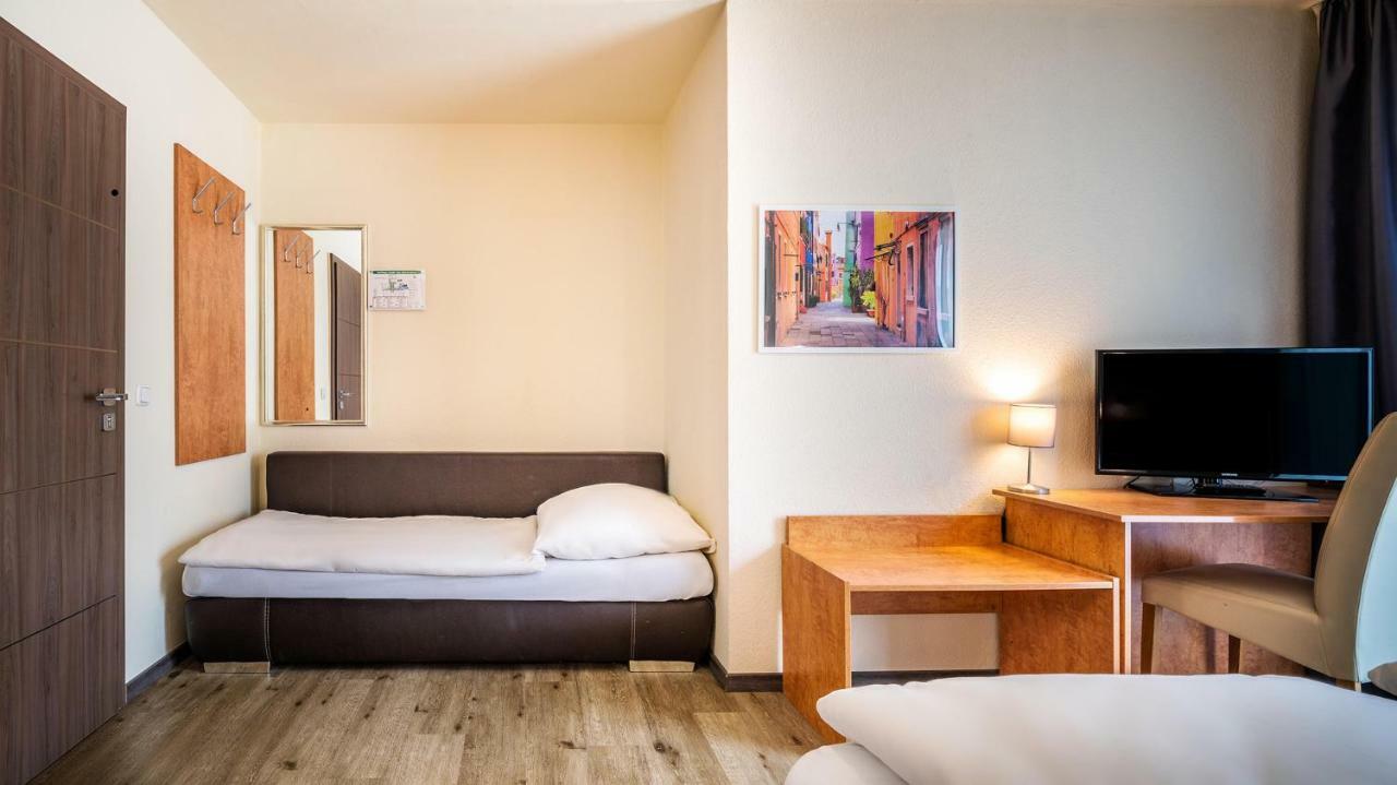Schroeders City-Style-Hotel Trier Phòng bức ảnh