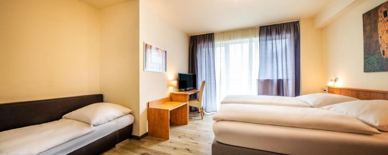 Schroeders City-Style-Hotel Trier Phòng bức ảnh
