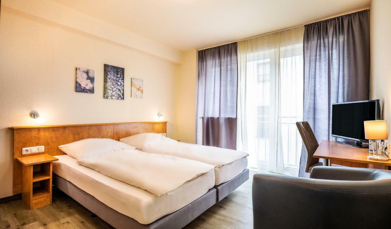 Schroeders City-Style-Hotel Trier Phòng bức ảnh